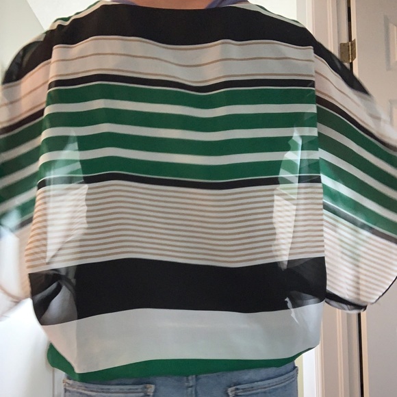 Office style blouse - Picture 4 of 5